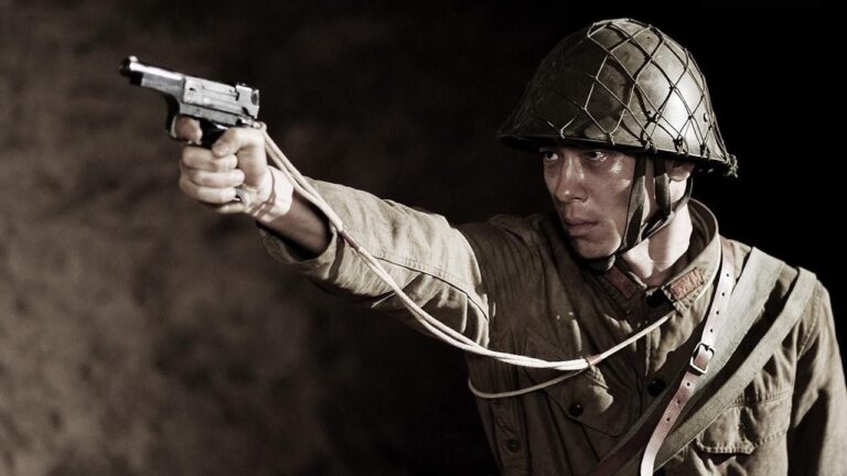 Réalisme brutal, regard inversé, émotion crue… Ce film de Clint Eastwood change à jamais ta façon de voir la guerre au cinéma