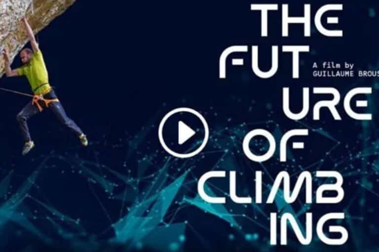 Homme grimpe une falaise avec texte futur de l'escalade.