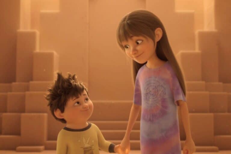 Enfants animés souriant et se tenant la main.