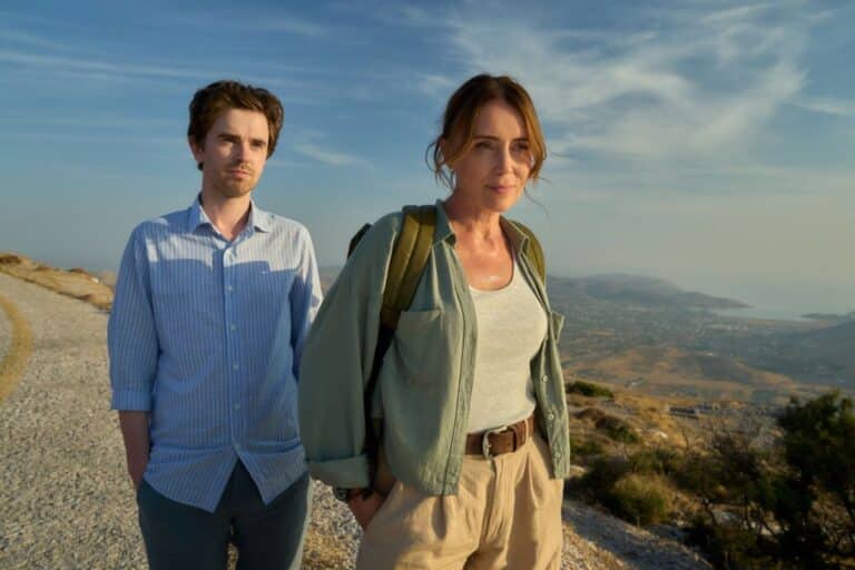 Après Good Doctor, Freddie Highmore revient en force dans une nouvelle série… mais personne ne semble l’avoir remarqué !