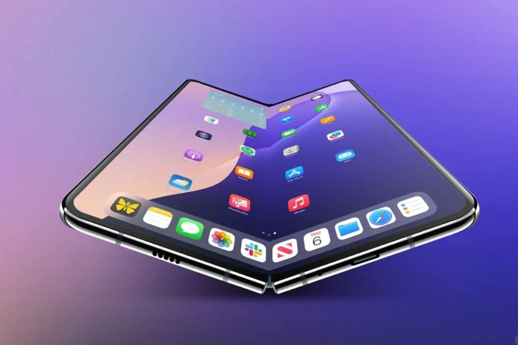 Smartphone pliable avec écran déplié et applications affichées.