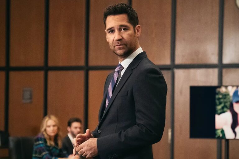 Netflix annonce La Défense Lincoln saison 4 pour le 5 février, Mickey Haller de retour avec des procès inédits et des enjeux insoupçonnés