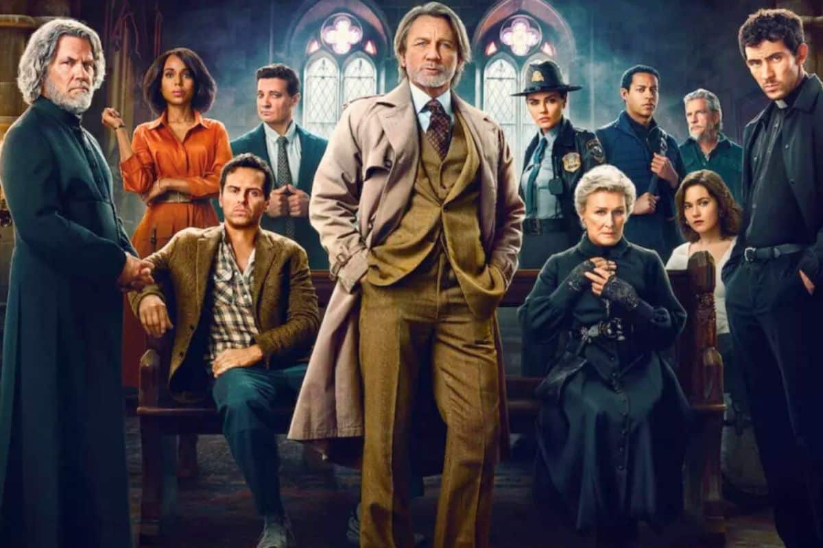 Groupe de personnes posant dans une église