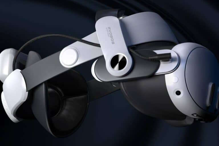 Casque de réalité virtuelle noir et blanc.