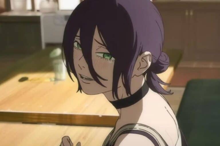 Personnage animé avec cheveux violets et collier noir.