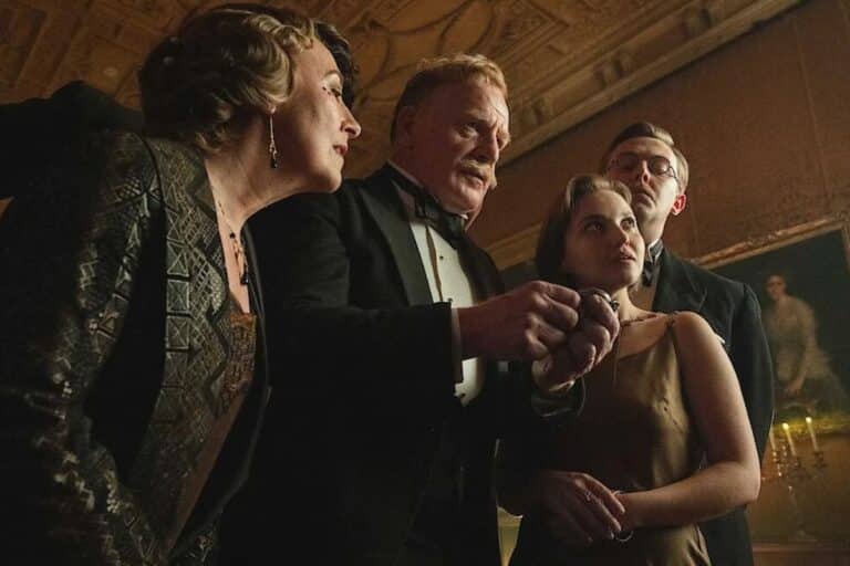 Les sept cadrans sur Netflix : la fin de la mini-série enfin décryptée (avec son lot de secrets et de rebondissements)