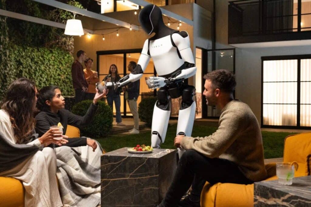 Robot servant des boissons à des personnes assises.