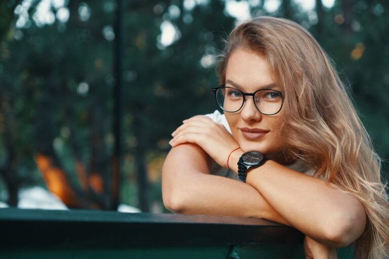 Lunettes Anti-Lumière Bleue : Optimiser Votre Vision et Votre Concentration