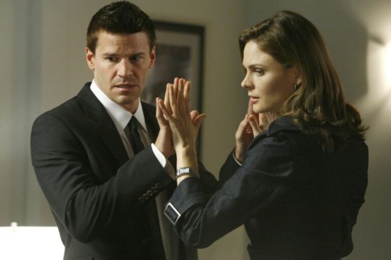 Bones 2.0 : Emily Deschanel revient et cette fois, c’est ton cerveau qui va être disséqué !